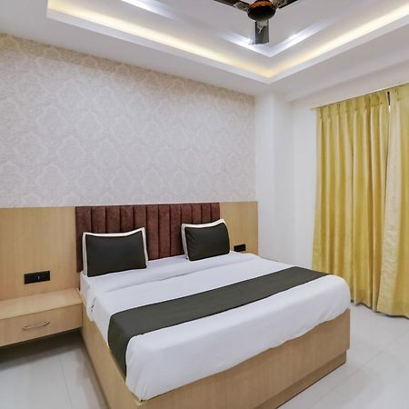 Townhouse Magnolia Corporate Stays Gurgaon Zewnętrze zdjęcie