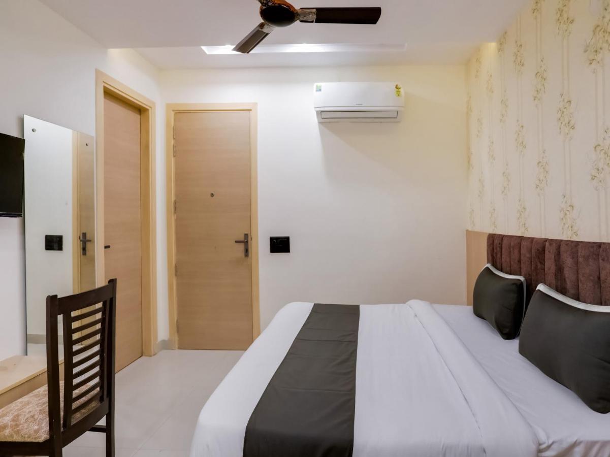 Townhouse Magnolia Corporate Stays Gurgaon Zewnętrze zdjęcie