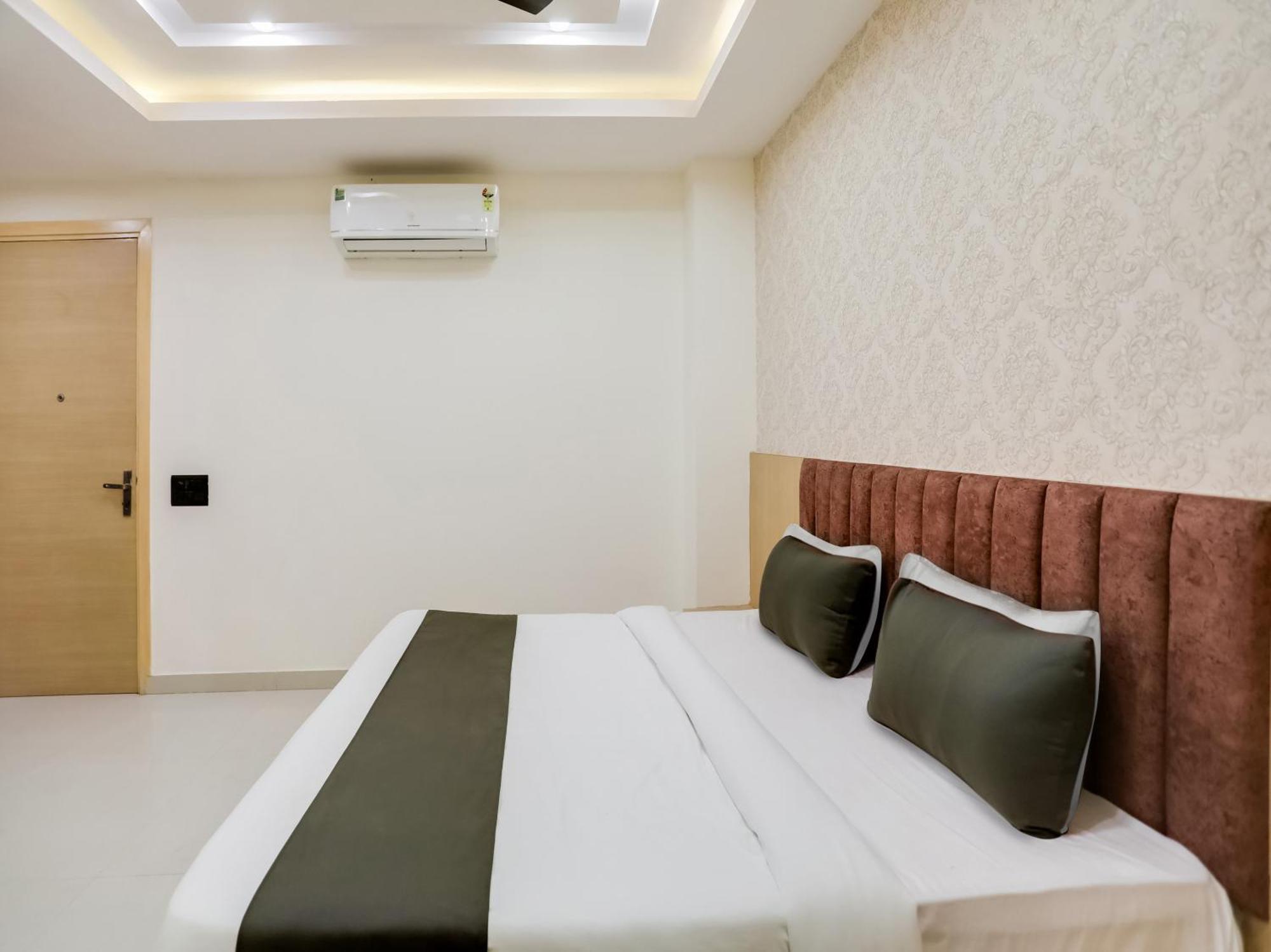 Townhouse Magnolia Corporate Stays Gurgaon Zewnętrze zdjęcie