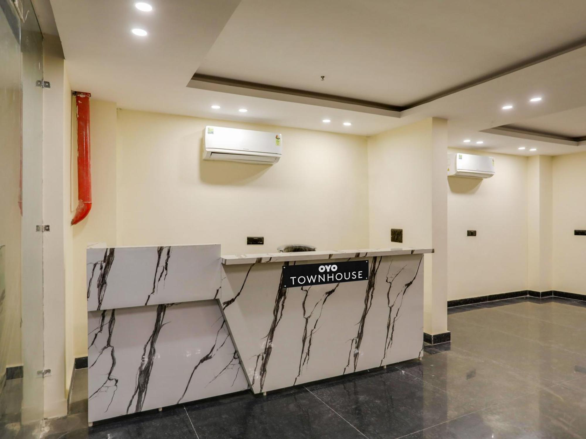 Townhouse Magnolia Corporate Stays Gurgaon Zewnętrze zdjęcie